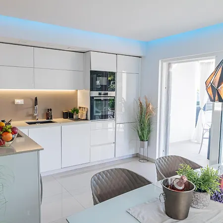 Ballerina Nyaraló Vodice